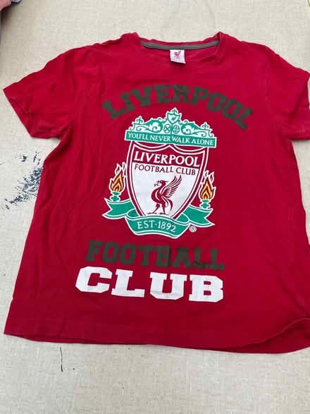 Photo of free Age 7/9 years Liverpool T-shirt (St Albans AL3) #1