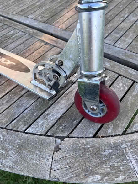 Photo of free Razor folding scooter (Blairdaff AB51) #2