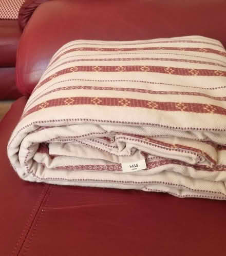 Photo of free m&s king size duvet set brand new (Longley S5) #1