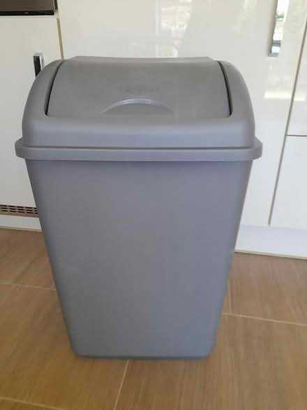 Photo of free Swing Lid Bin (Sapcote LE9) #1