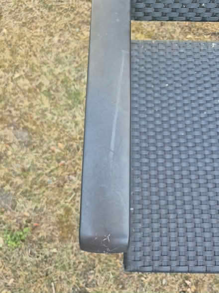 Photo of free Garden bench (Surbiton KT5) #4
