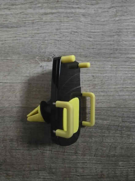 Photo of free Car mobile phone holder (Johnstone) #1