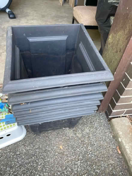 Photo of free 5 x plastic plant pots (Tunbridge Wells) #1