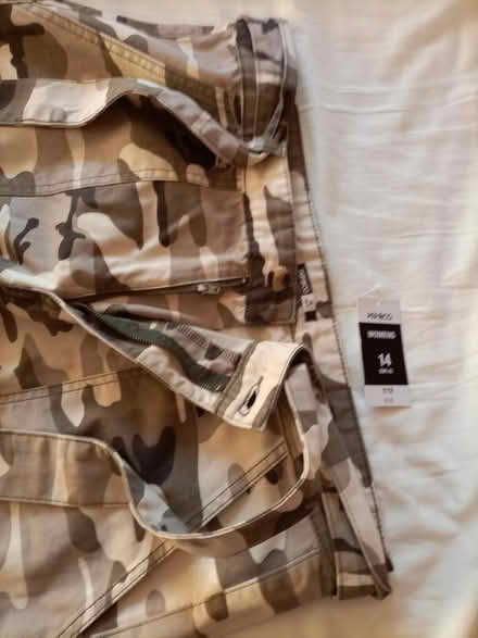 Photo of free New size 14 trousers, broken zip (Rhayader LD6) #2
