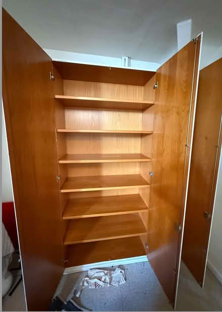 Photo of free wardrobe / clothes cuboard- big (Allerton L18) #2