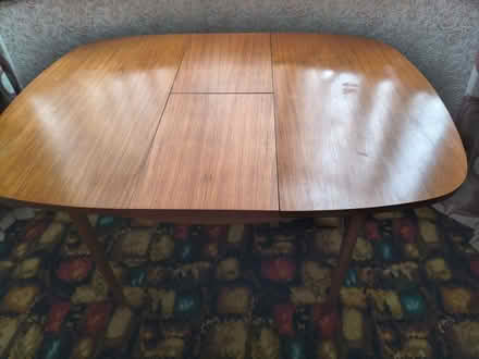 Photo of free Extendable dining table and chairs (Gorse Hill M32) #1