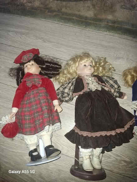 Photo of free 4 porcelain dolls 3 with stands and 1 lying down (Westgate LA4) #3