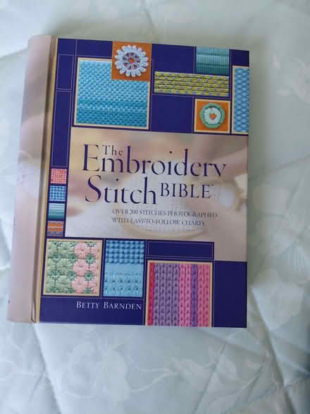 Photo of free Embroidery Stitch Bible (Brookside TF3) #1