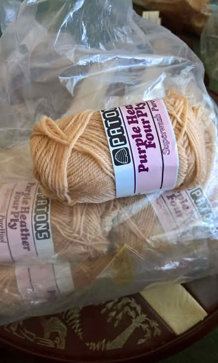 Photo of free Knitting yarn Honey (Hulham EX8) #1