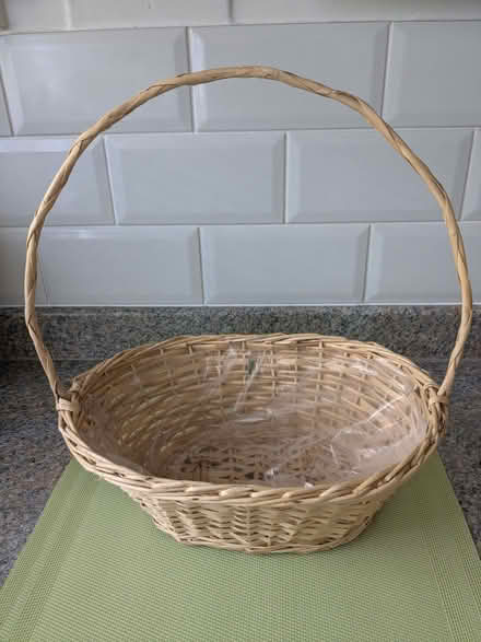 Photo of free Basket lined with plastic (Beulah Hill SE19) #1