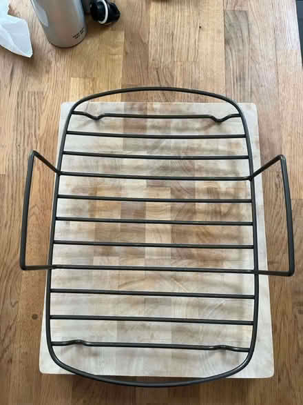 Photo of free Roasting Grill / Rack (Richmond Hill TW10) #2