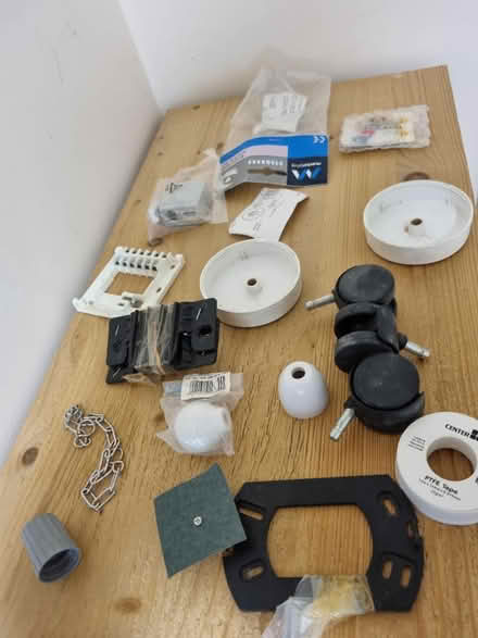Photo of free Bits & bobs (SE20) #1