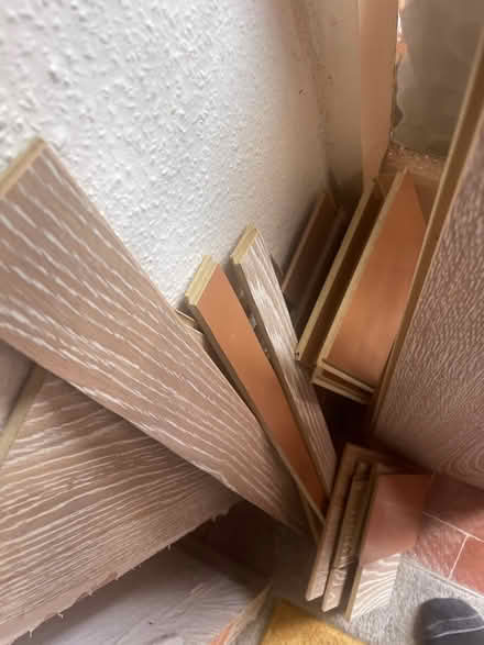 Photo of free Oak vinyl flooring (Rm53ja) #4