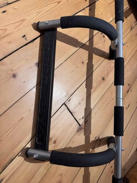 Photo of free Pull-up bar (Walthamstow E17) #3