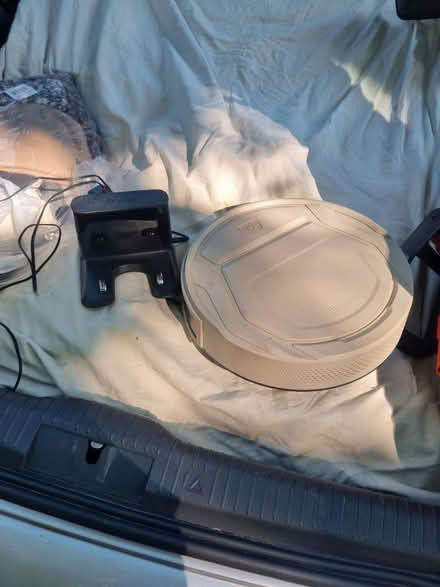 Photo of free Lefant robovacuum (faulty) (Urmston M41) #1