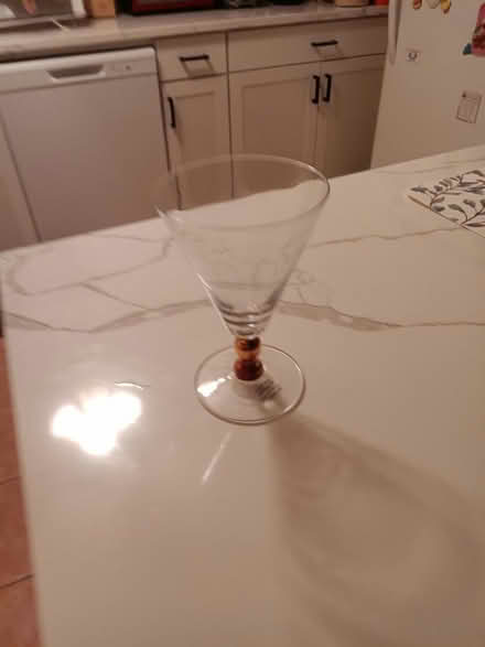 Photo of free set of 4 glasses (Telegraph Rd., Alexandria) #1