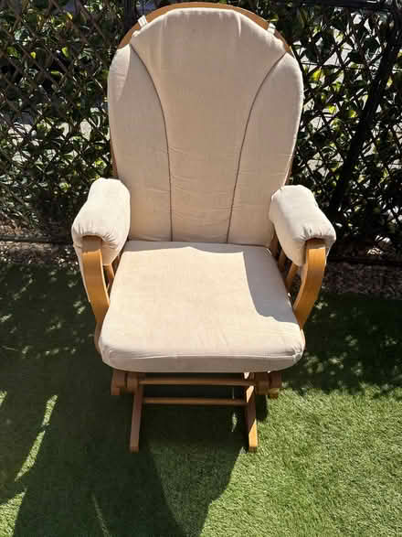 Photo of free Nursing rocking chair (Rh98ls) #1