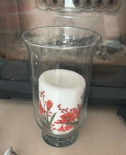 Photo of Glass candle lantern/storm lantern (Top Amersham HP6) #1