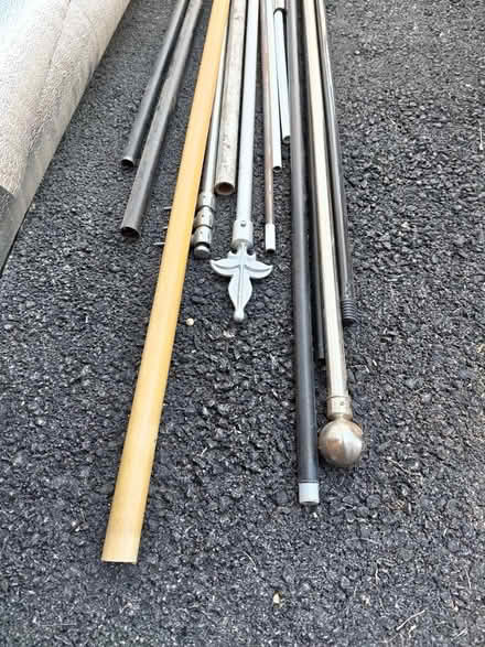 Photo of free Various curtain poles and rods (Dawlish EX7) #2