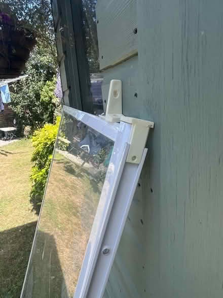 Photo of free Shower screen (Sonning RG4) #4