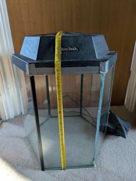 Photo of free Hexagonal Clear Seal fish tank (Starcross EX6) #1