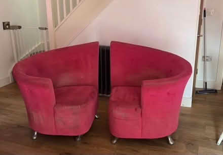 Photo of free Pink sofa and 2 armchairs (Ware SG12) #2