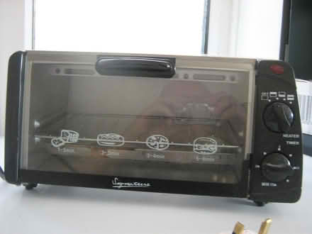 Photo of free mini grill oven (cwmbran, ty coch) #1