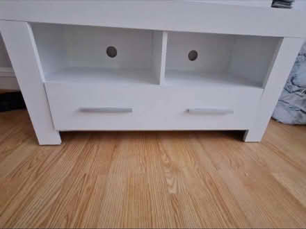 Photo of free TV Unit & Storage Cube (Dog Kennel SE15) #1
