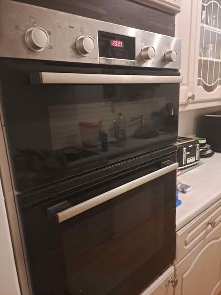 Photo of free electric double oven (Chigwell IG7) #1
