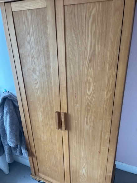 Photo of free Matching wardrobe and chest of drawers (Batford AL5) #1