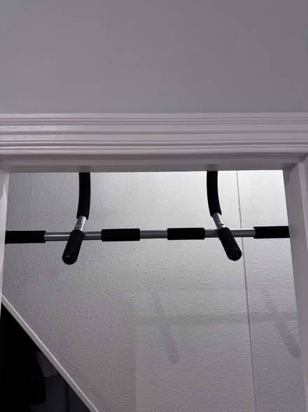 Photo of free Pull-up bar (Walthamstow E17) #4