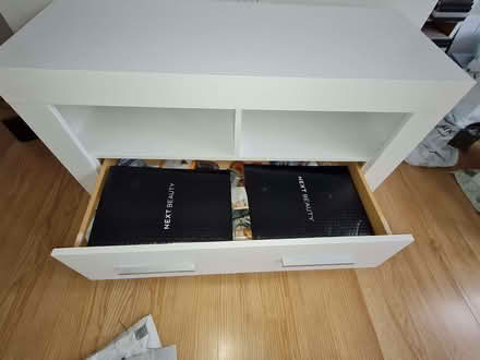 Photo of free TV Unit & Storage Cube (Dog Kennel SE15) #1
