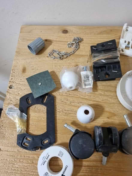 Photo of free Bits & bobs (SE20) #2