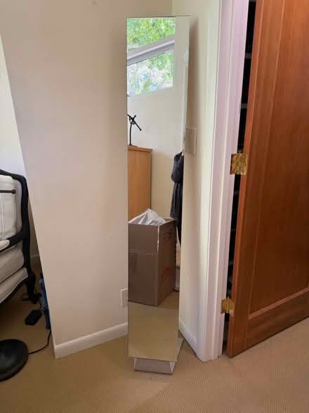 Photo of free Standalone mirror (Mill Valley) #1
