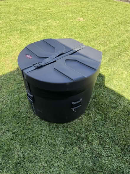 Photo of free 30" SKB Kick Drum case (Burbank (by the Costco)) #1
