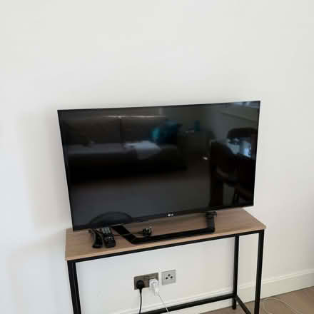 Photo of free lg 42" tv (Chelsea SW3) #1
