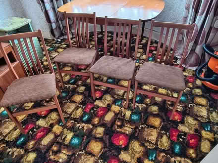 Photo of free Extendable dining table and chairs (Gorse Hill M32) #4