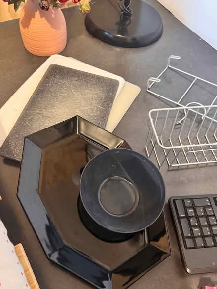 Photo of free A mix of household items (1018GD, Amsterdam) #1
