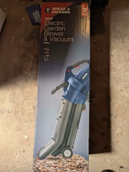 Photo of free Electric Garden Blower and Vacuum (Sharmans Cross B91) #2