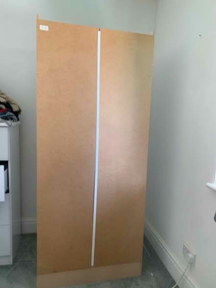 Photo of free Wardrobe with mirror (Wentworth Road NW11) #4