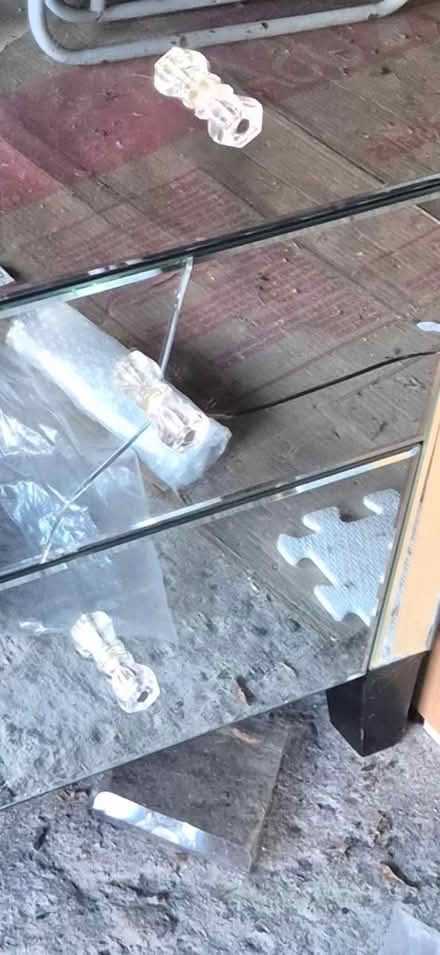 Photo of free Mirrored chest of drawers (Surbiton KT5) #3