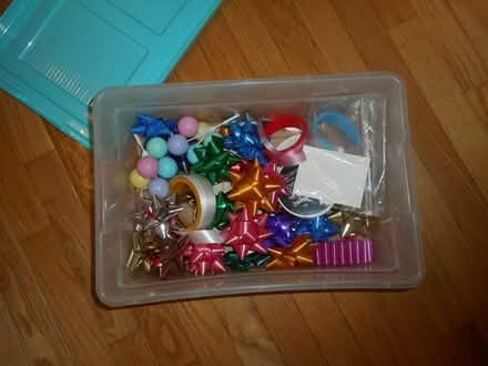 Photo of free box of bows and ribbon #1