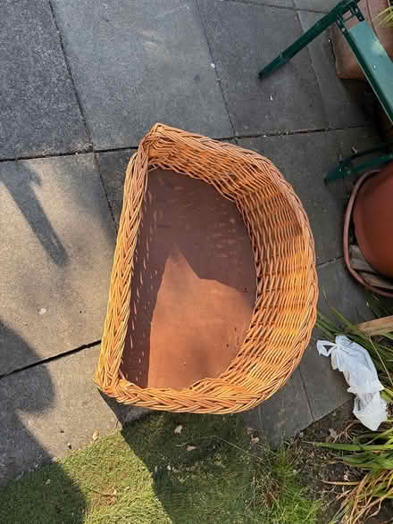 Photo of free Dog basket (Dublin4) #1