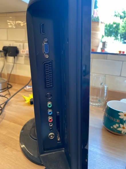 Photo of free 15” moniter (Chesham HP5) #3