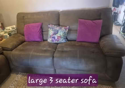 Photo of free Lovely sofas (Dunstable LU6) #4