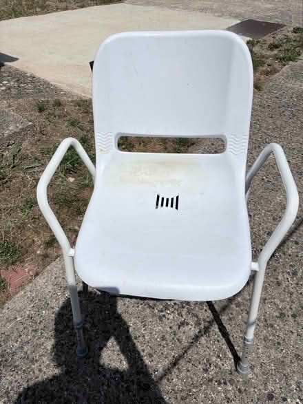 Photo of free Shower chair. (Bampton OX18) #1