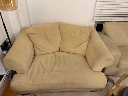 Photo of free Couch for free. pick up only (islington N1) #1