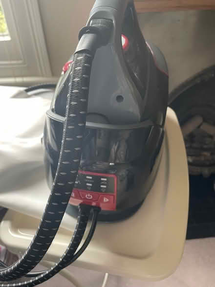 Photo of free For Parts Steam Generator Iron (HP42ET Hp4) #2