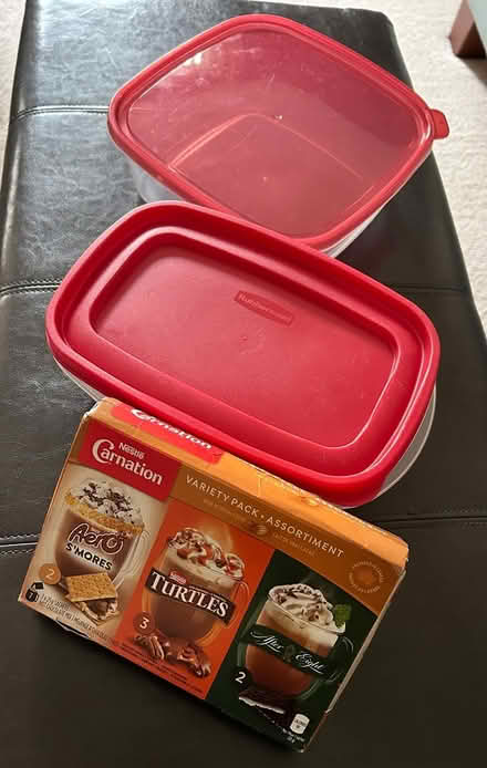 Photo of free 2 Containers and Hot Chocolate (Erin Mills) #1