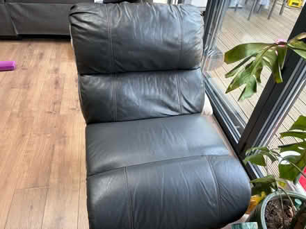 Photo of free Reclining Corner Sofa (West Wickham BR4) #3